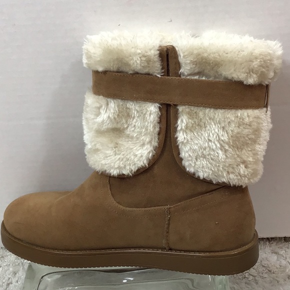 Guess Addalyn faux suede/fur lined booties 7.5 - Picture 7 of 11